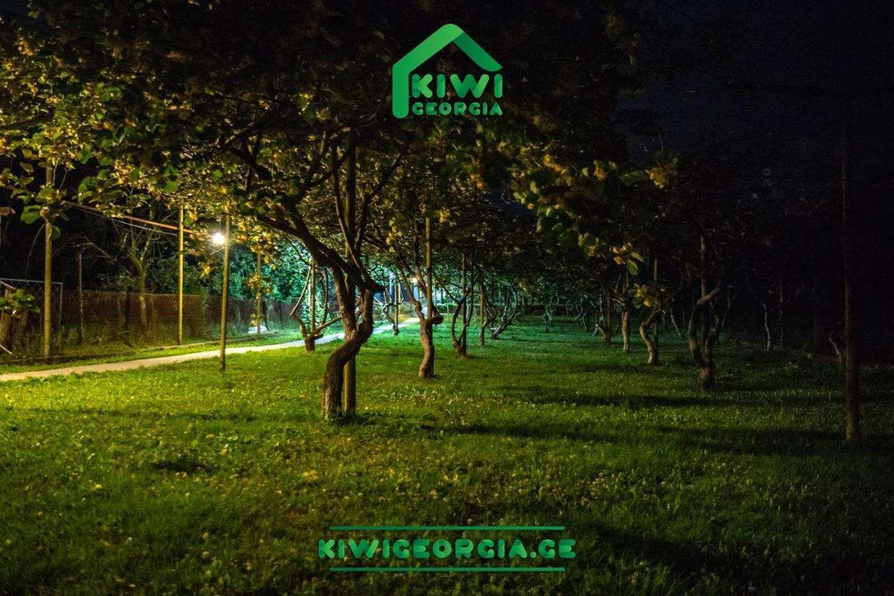 Kiwi Georgia Villa Kobuleti Exterior foto